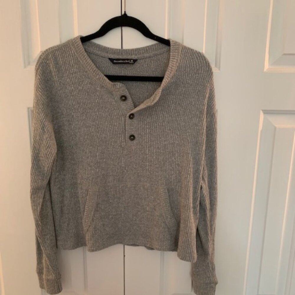 Abercrombie & Fitch Sweater